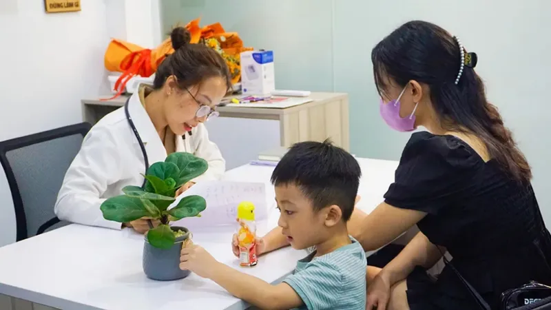 Những lưu ý quan trọng khi sử dụng thuốc bổ cho trẻ biếng ăn