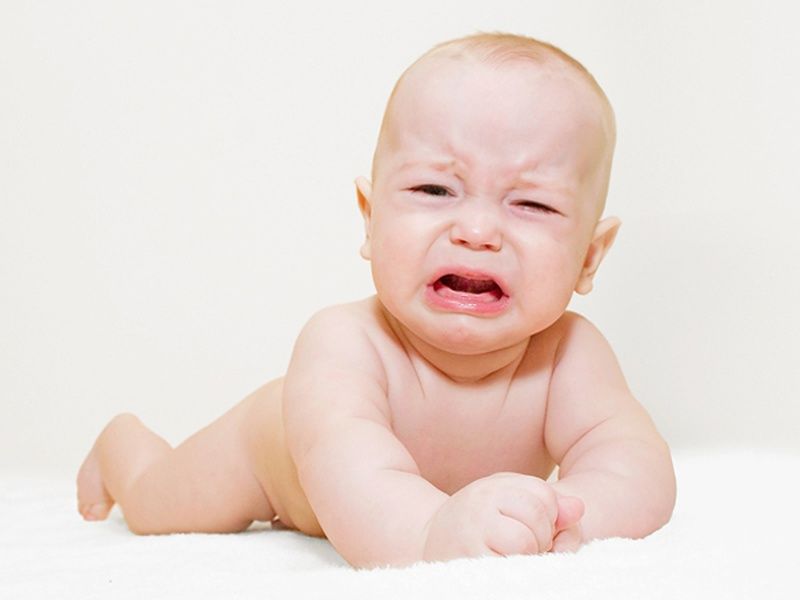 Chăm sóc trẻ sơ sinh bị đầy hơi, chướng bụng