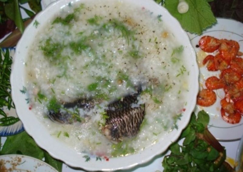 Bảo đảm dinh dưỡng cho bé với cháo cá rô đồng ngon miệng