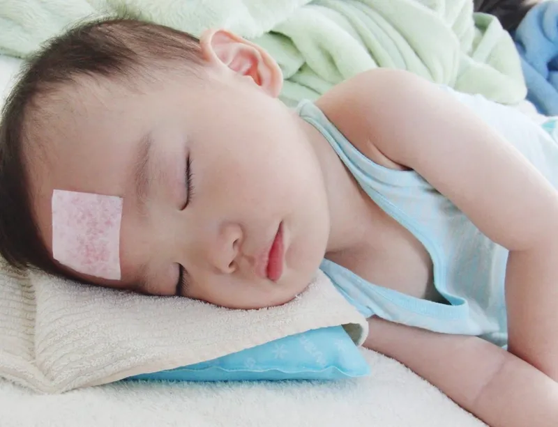 Tác dụng của lá hẹ trong việc mọc răng không sốt cho bé