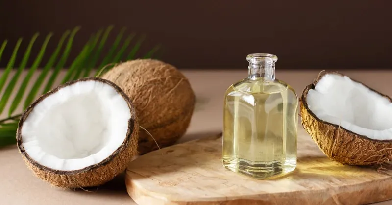 Chăm sóc trẻ sơ sinh bị khô da tại nhà: cách chăm sóc và điều trị