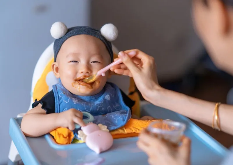Cách làm món cháo cá lăng cho bé ăn dặm thơm lừng, ngọt dịu