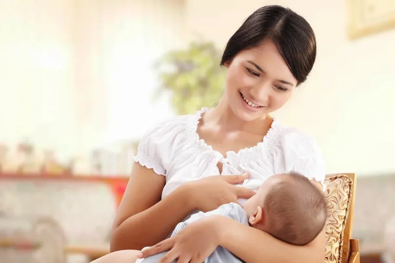 Trẻ sơ sinh: bú bao nhiêu là đủ?