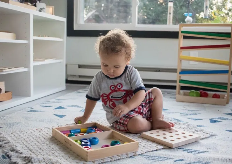 Phương pháp giáo dục montessori: ưu điểm và nhược điểm
