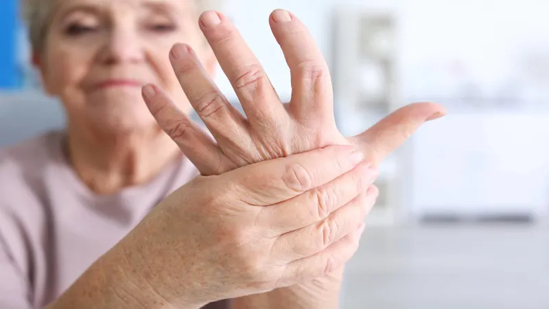 Viêm đa khớp có di truyền không?
