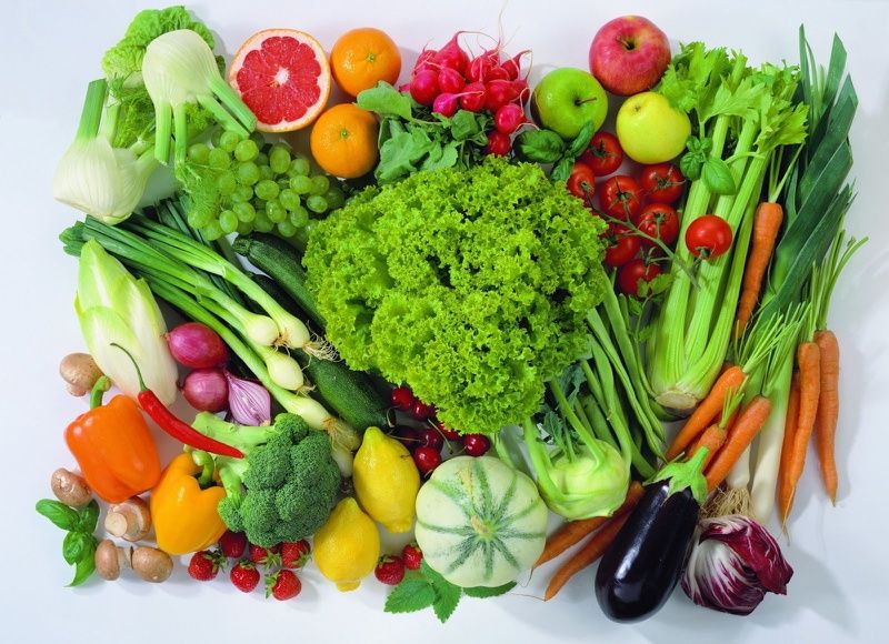 Chế độ ăn uống phù hợp cho trẻ em trong mùa hè