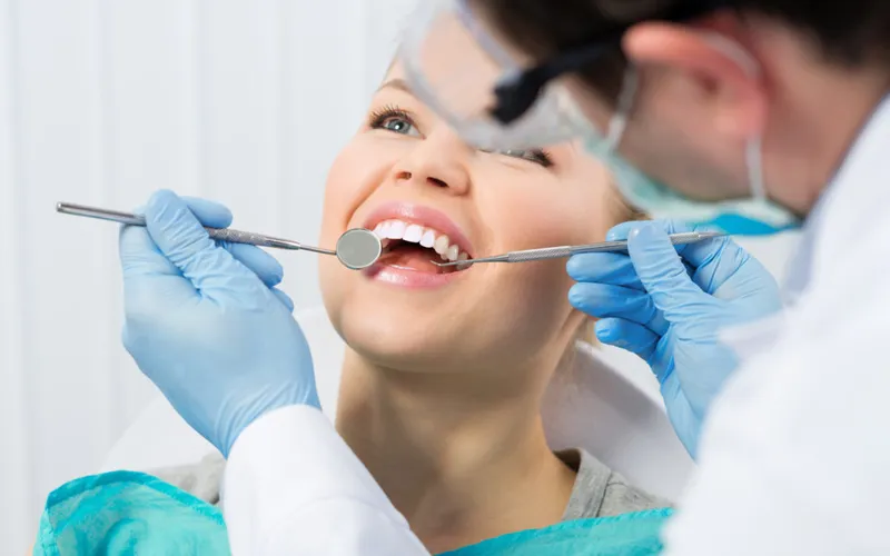 Cầu răng sứ - phương pháp phổ biến và phù hợp trong nha khoa thẩm mỹ