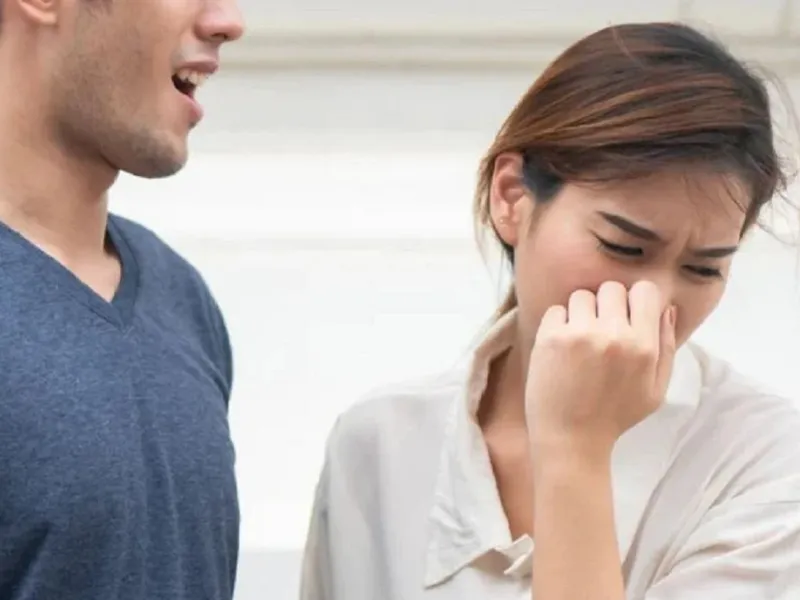 Các dấu hiệu bàn tay son có thể là cảnh báo bệnh gan?