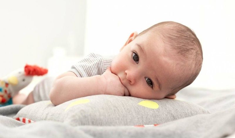 Cân nặng trẻ sơ sinh 1 tháng tuổi - đánh giá sự phát triển