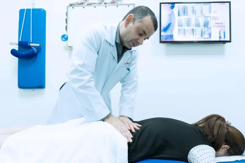 Mổ thoát vị đĩa đệm: phương pháp điều trị hiệu quả và an toàn