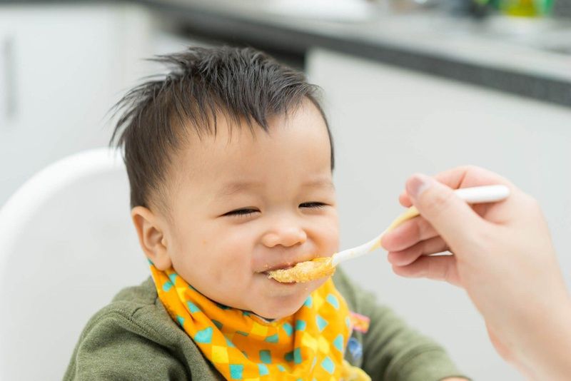 Cháo trứng gà cho bé ăn dặm - món ăn đơn giản và dinh dưỡng cho bé