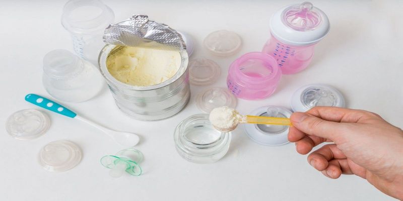 Cách pha sữa công thức cho trẻ sơ sinh đúng cách để đảm bảo dinh dưỡng toàn diện