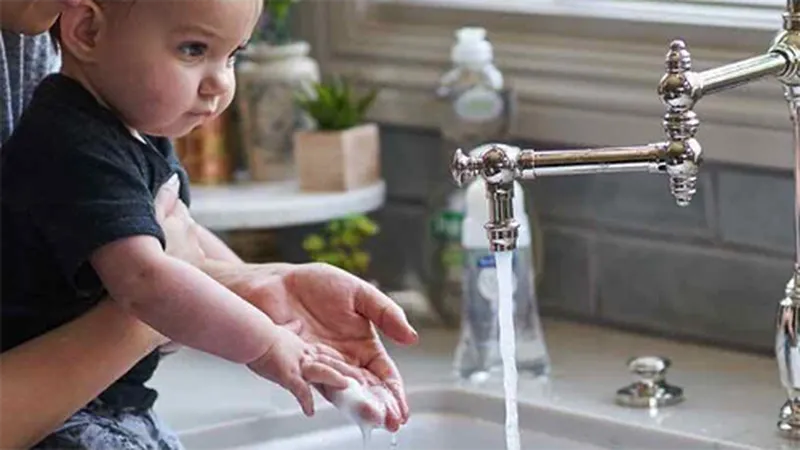 Chăm sóc trẻ vào mùa đông: lời khuyên hữu ích cho cha mẹ