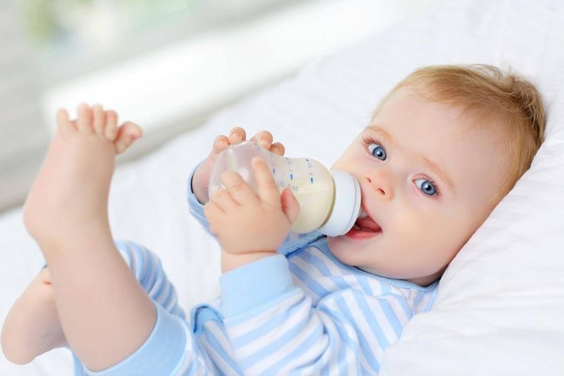 Dị ứng đạm sữa bò: hiểu rõ triệu chứng và điều trị cho trẻ