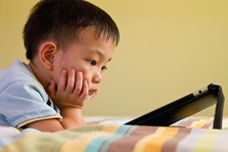 Bệnh loạn thị ở trẻ nhỏ: nguyên nhân, triệu chứng và phương pháp điều trị