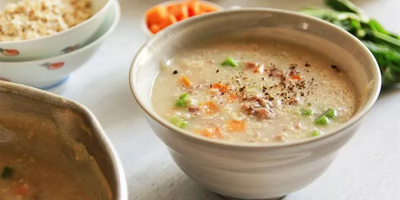 Tìm hiểu về cách nấu cháo thịt bò phô mai cho bé ăn dặm