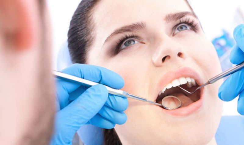 Trồng răng implant: phương pháp tiên tiến nhất cho hàm răng hoàn chỉnh