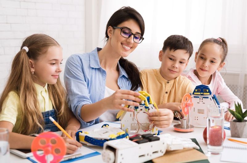Đồ chơi stem: lợi ích và cách chọn phù hợp cho trẻ