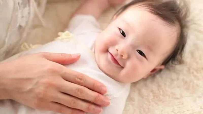 Lịch sinh hoạt bé 8 tháng: xây dựng kỹ năng và thói quen cho bé