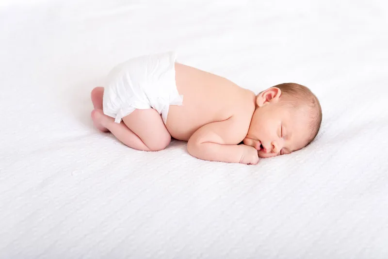 Tư thế ngủ chổng mông và những điều bạn cần biết