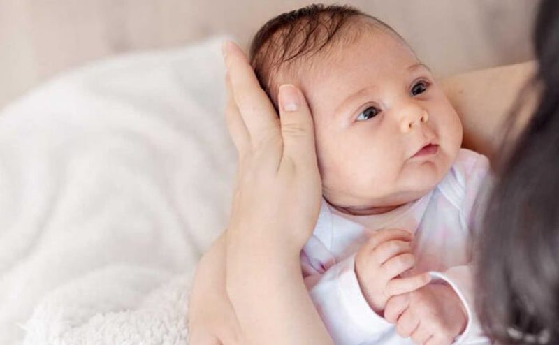 7 mẹo chữa nấc cụt cho trẻ sơ sinh và trẻ nhỏ hiệu quả