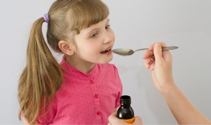 Có nên cho bé uống siro ho không? Cách dùng siro ho đúng nhất