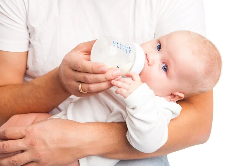 Sữa mẹ rã đông: thời gian và cách bảo quản đúng cách
