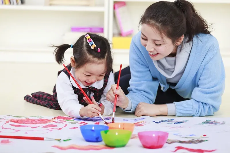 Tâm lý trẻ 2 tuổi: những diễn biến và cách giúp phát triển tốt