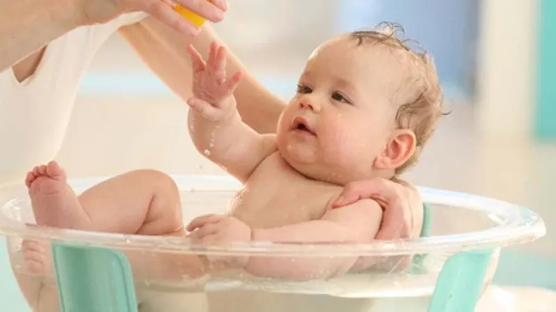 Mẹo dân gian chữa vàng da ở trẻ sơ sinh