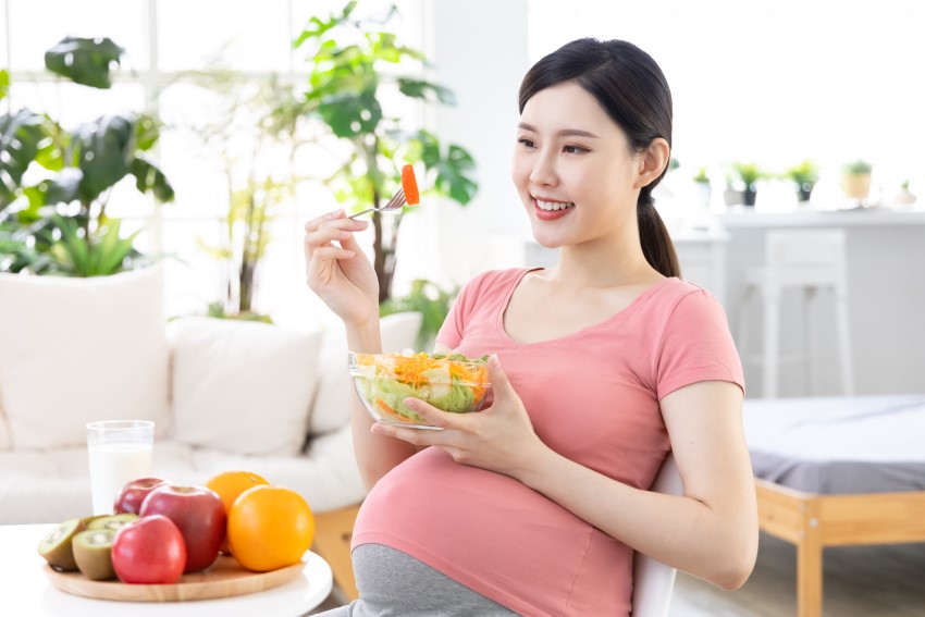 Mẹ bầu ăn gì dễ sinh thường, 'vượt cạn' thành công?