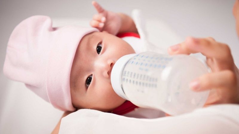 Cách vệ sinh răng miệng cho bé 8 tháng tuổi hiệu quả và an toàn