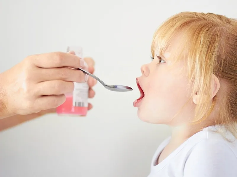 Trẻ 2 tuổi cần bổ sung những loại vitamin nào để đảm bảo sức khỏe và sự phát triển toàn diện?