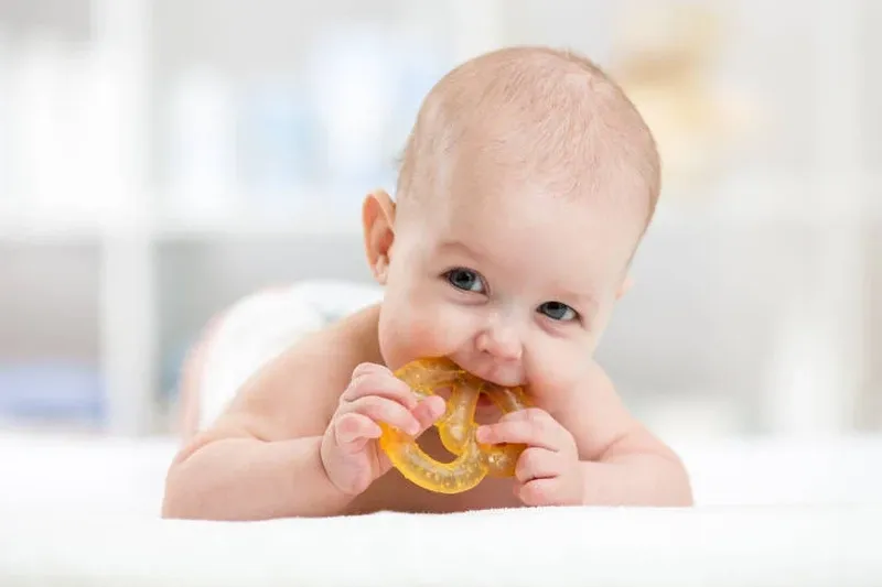 Bắt đầu tập ăn thô cho trẻ: khi nào và cách làm