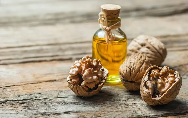 Bà bầu ăn hạt óc chó có tốt không?