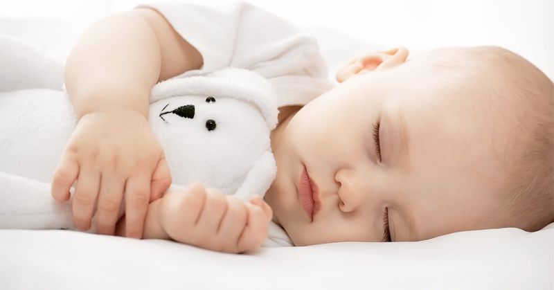 Bệnh viêm màng não ở trẻ sơ sinh: dấu hiệu và cách phòng ngừa