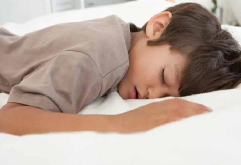 Trẻ em thủ dâm quá sớm: nguyên nhân và cách giúp con khắc phục
