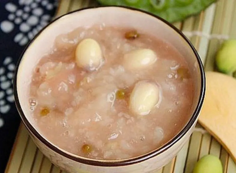 Bé bị tiêu chảy nên ăn cháo gì vừa ngon vừa tốt cho sức khỏe?