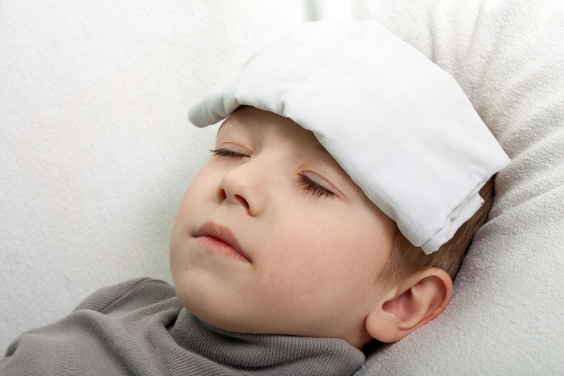 Nhiễm virus hoặc vi khuẩn có thể khiến trẻ bị sốt