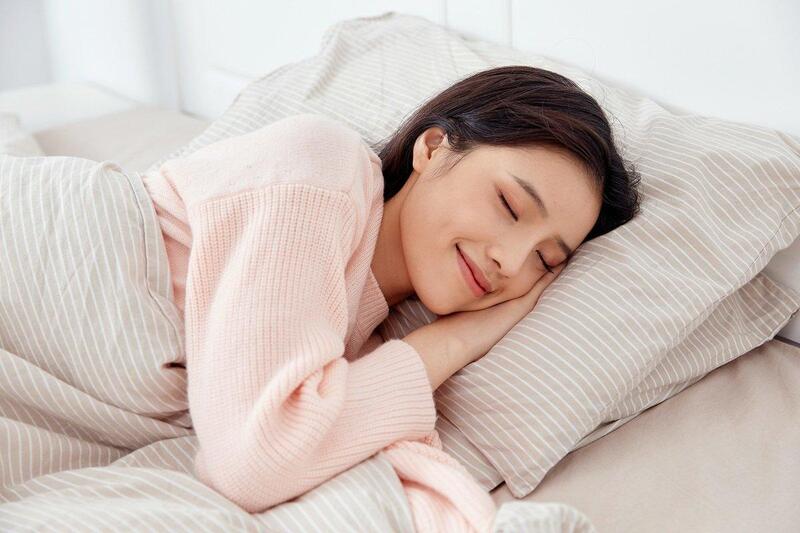 Nghỉ ngơi đúng cách và ngủ đủ giấc giúp trái tim hồi phục năng lượng và cải thiện chất lượng hơi thở