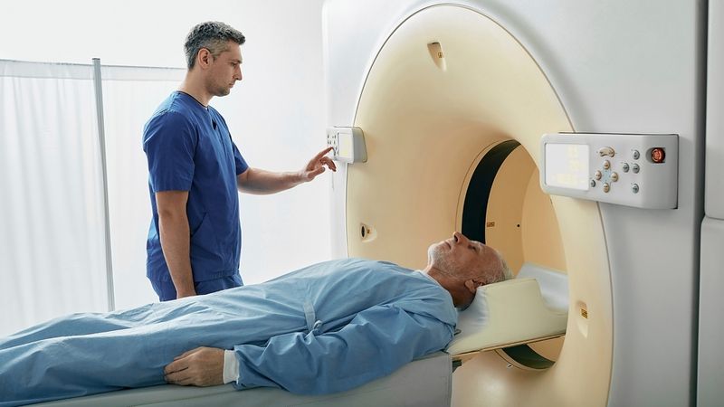 Hình minh họa chụp MRI giúp đánh giá cấu trúc mô mềm và phát hiện các khối u ( Nguồn: Sưu tầm )
