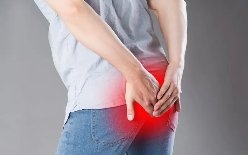 Chế độ ăn nhiều rau xanh và uống đủ nước là chìa khóa hỗ trợ điều trị trĩ độ 3 thành công