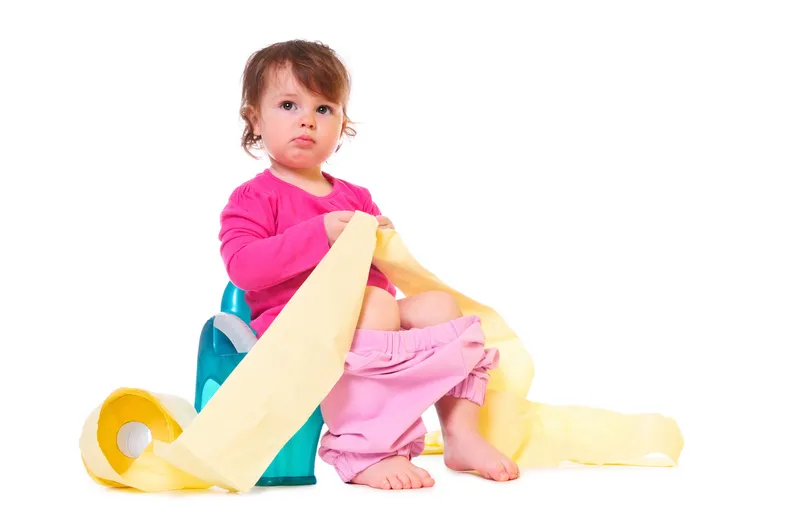 Sự thay đổi đột ngột về số lần đi ngoài thường khiến trẻ mệt mỏi và quấy khóc 