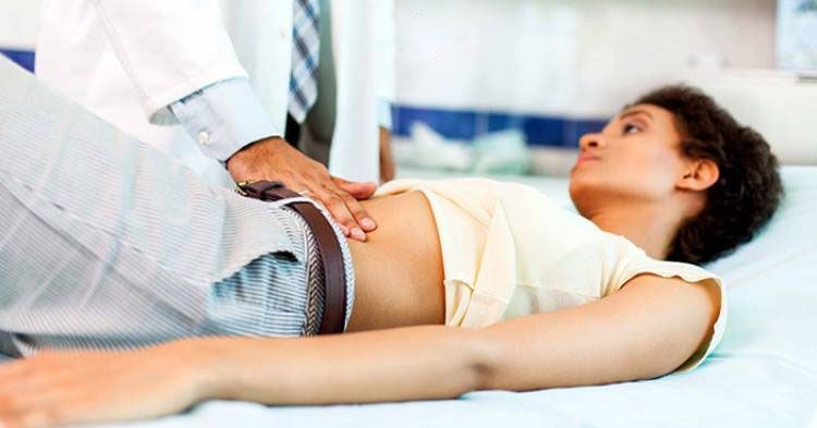 Phụ nữ bị ợ hơi có phải mang thai không? 