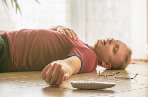 Các bước sơ cứu đột quỵ cơ bản mà ai cũng cần biết