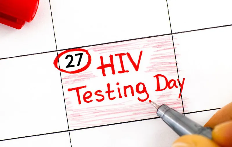 Xét nghiệm nhanh là phương pháp sàng lọc ban đầu hiệu quả giúp phát hiện kháng thể HIV 