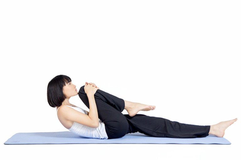 Các bài tập yoga nhẹ nhàng có thể giúp giảm đau và viêm khớp