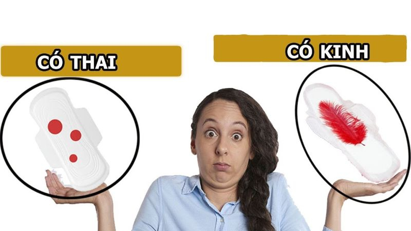 Máu báo thai thường xuất hiện trước kỳ kinh dự kiến từ vài ngày đến một tuần