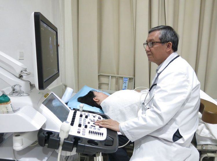 Siêu âm tim là một trong những bước sàng lọc và chẩn đoán bệnh cơ tim phì đại