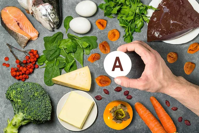 Vitamin A có trong đa dạng các loại thực phẩm như thịt, cá, rau quả đậm màu…