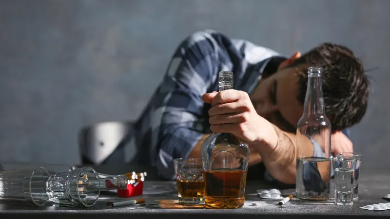 Tiểu não có cấu trúc phức tạp với nhiều lớp tế bào thần kinh